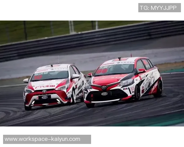 实况足球2017磨合之路：提升团队默契与战术配合的最佳策略分享